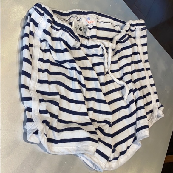 SUNDRY Stripes Dolphin Shorts - 3 - Picture 4 of 6